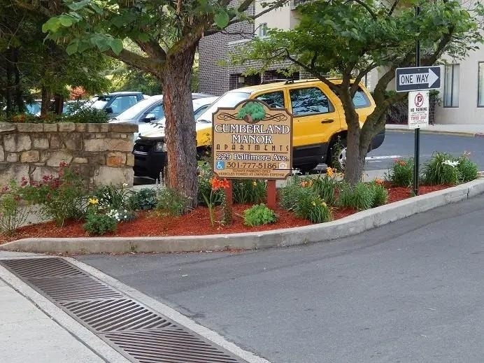 229 Baltimore Ave - Photo 3