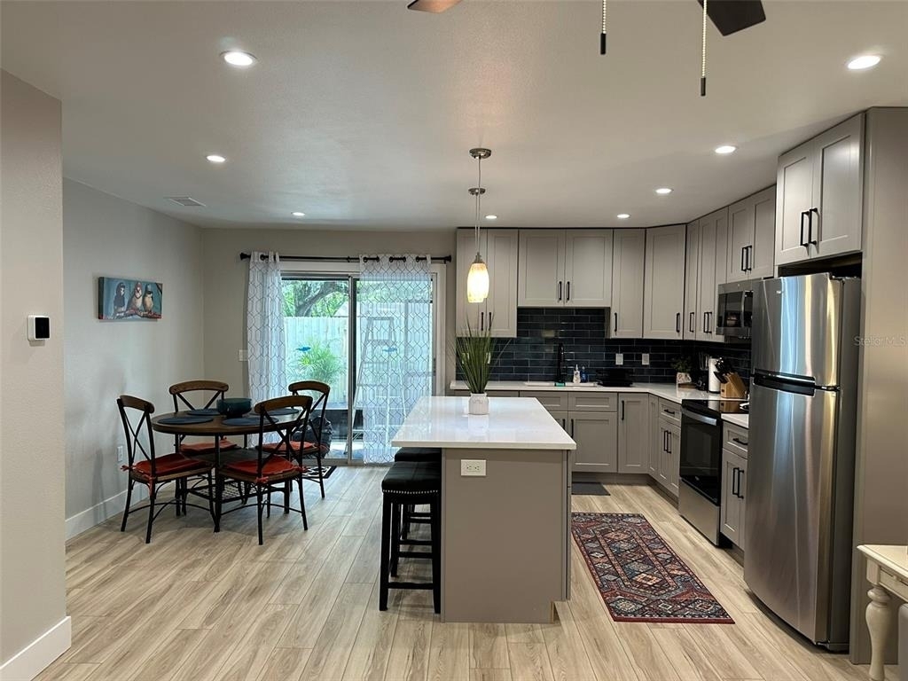 306 19th St. East - Photo 3