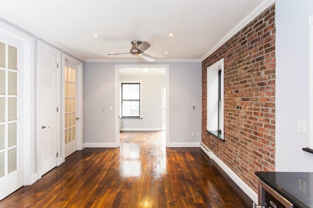 434 West 52nd Street - Photo 4