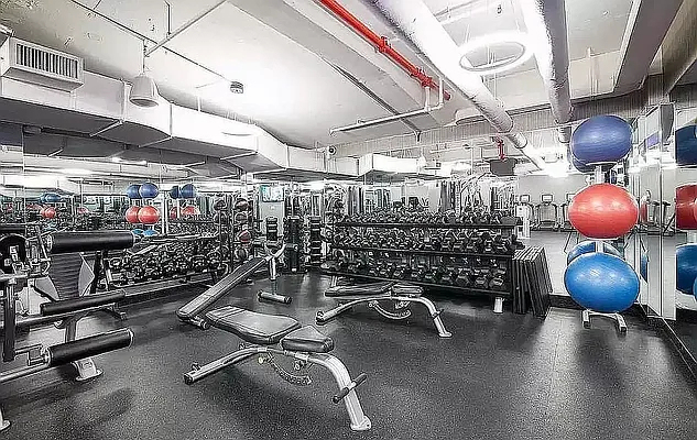 222 East 39th Street - Photo 8