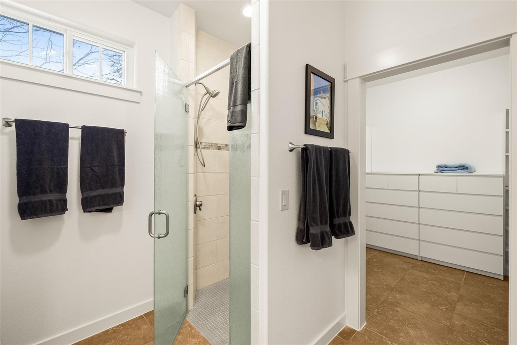 435 Hays St - Photo 17