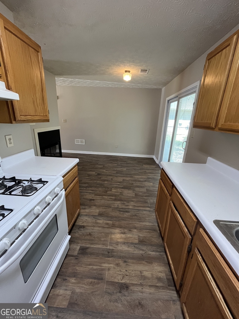 138 Crystal Brook - Photo 10