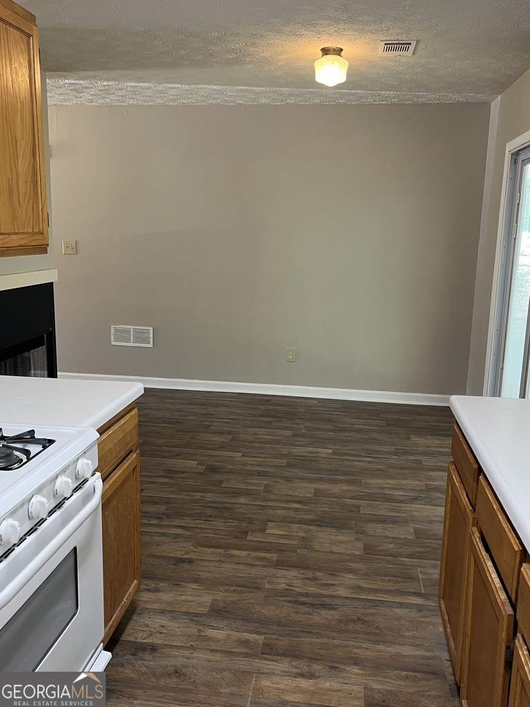 138 Crystal Brook - Photo 11