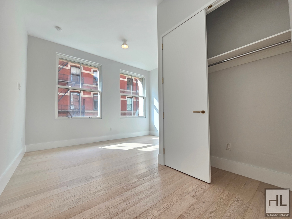 Broome Street - Photo 11