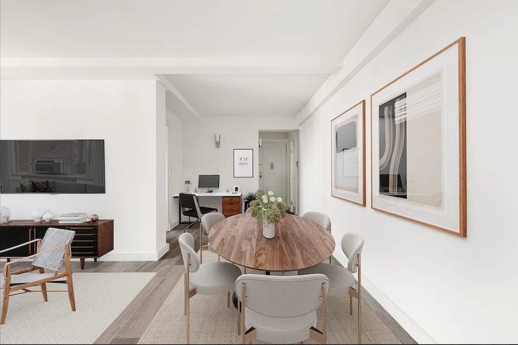  East 26 street - Photo 2