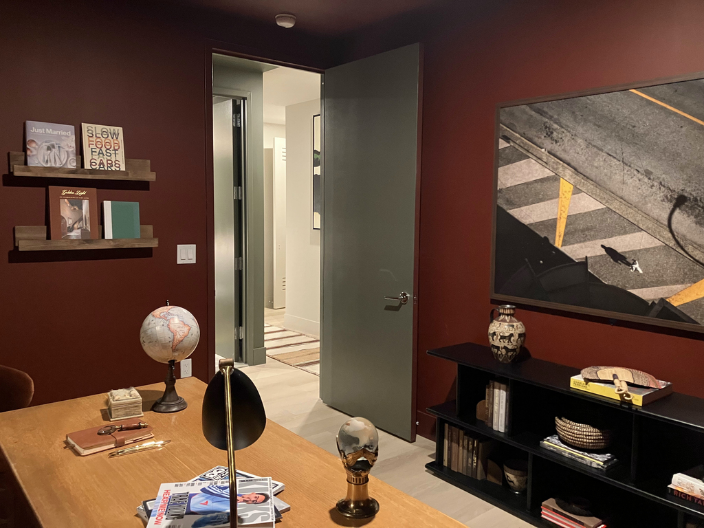 Luxury on Broad Street - Photo 1