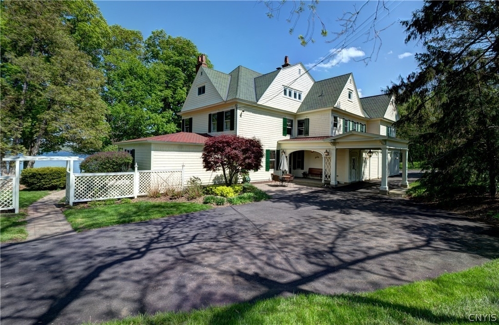 1870 W Lake Road - Photo 0