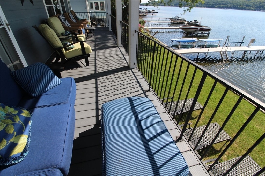 5732 E Lake Rd - Photo 3