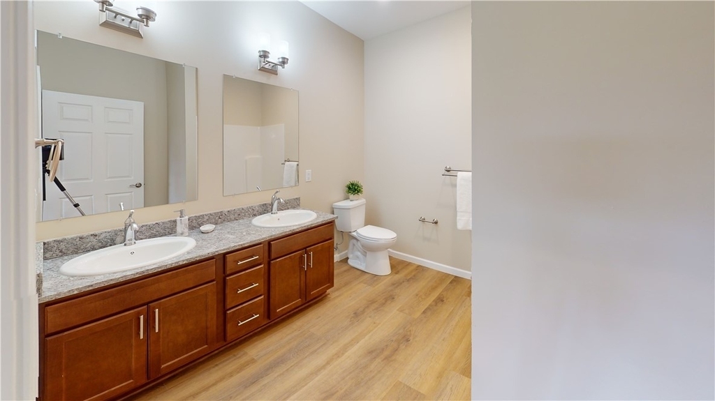 200 Mulcahy Boulevard - Photo 6
