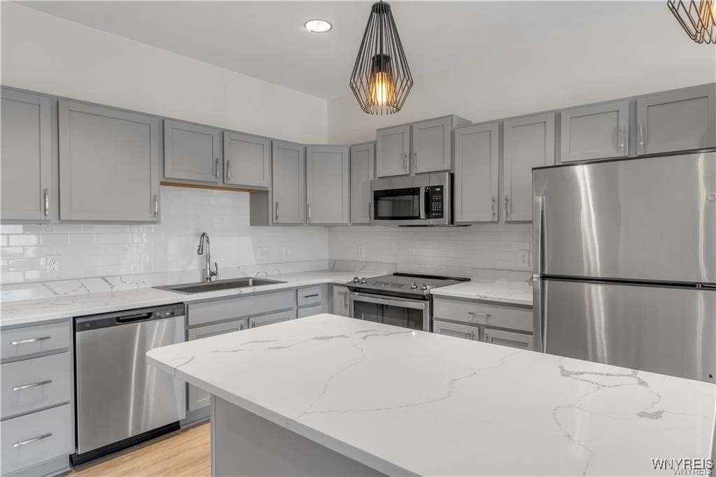 5712 Main Street - Photo 5