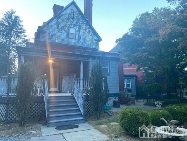 527-33 W 8th Street - Photo 2