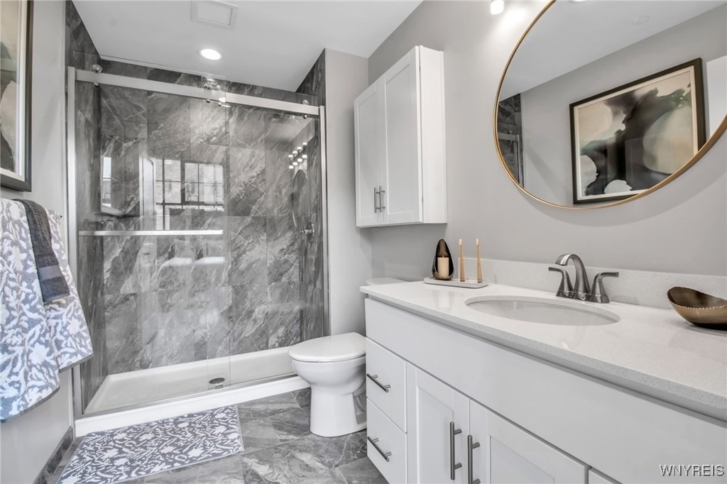 628 Ellicott Street - Photo 8
