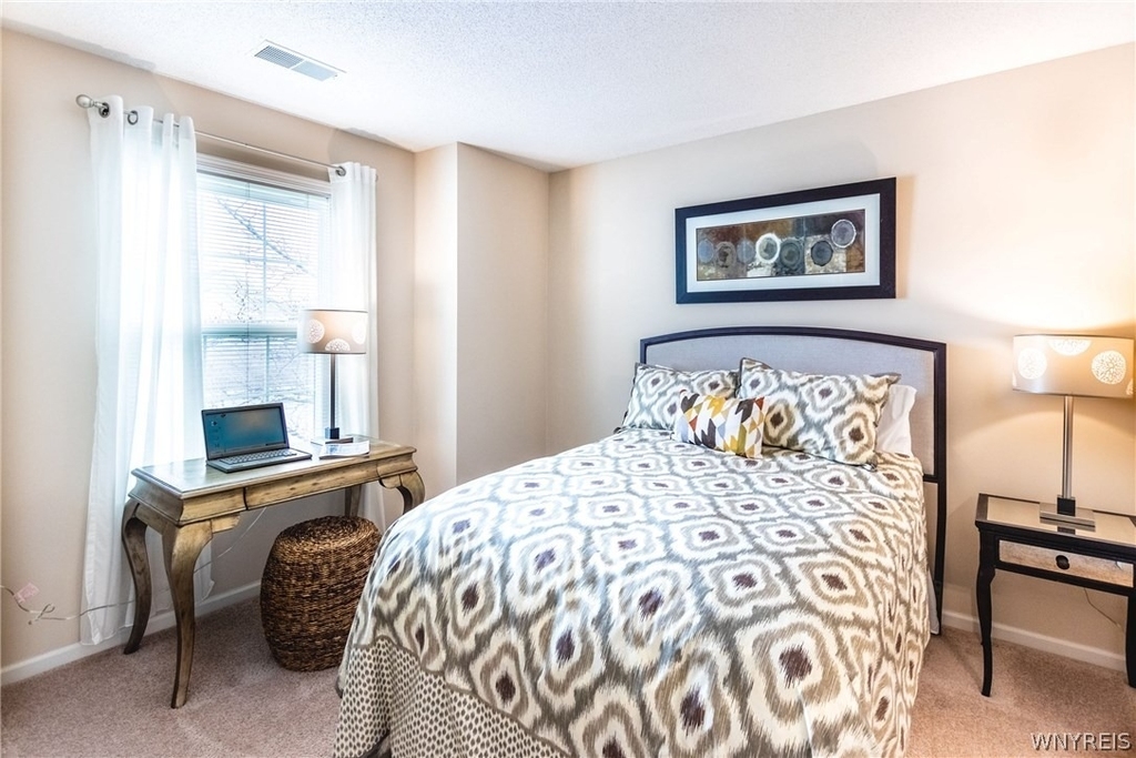 25 Spring Meadow Drive - Photo 18
