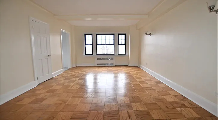 95 Christopher Street - Photo 1