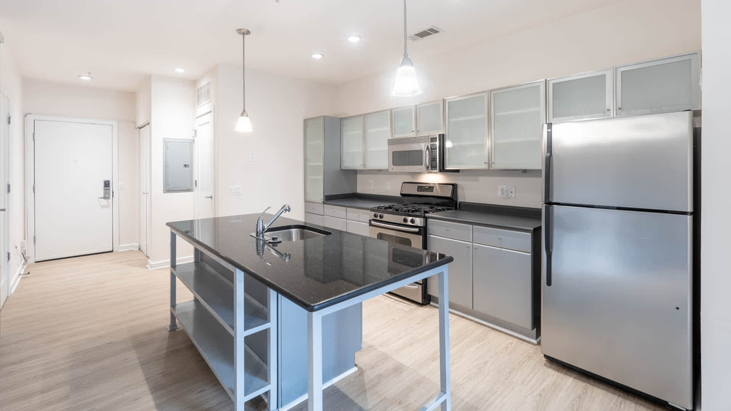 590 S. 15th St. - Photo 6