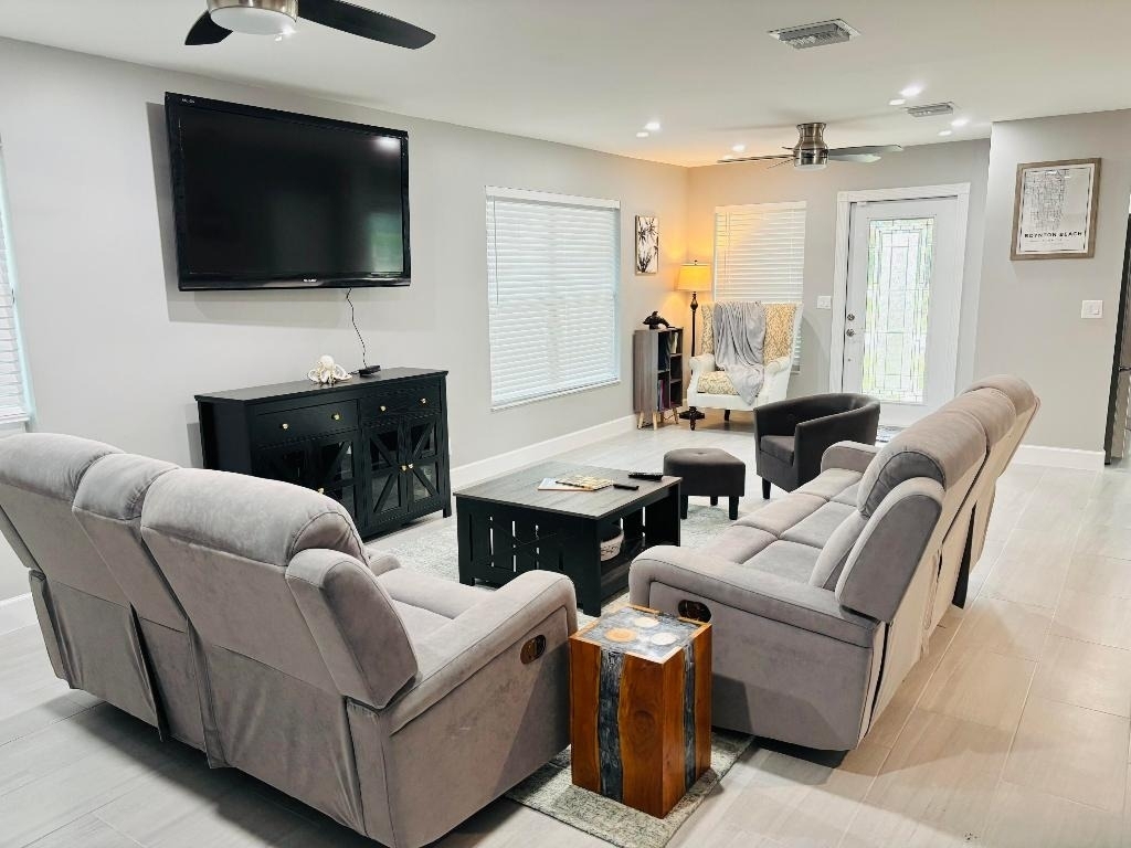 222 Se 3rd Street - Photo 8