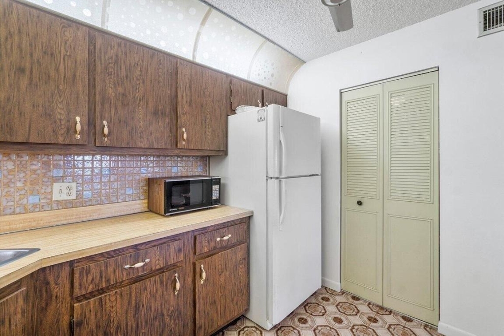 342 Pine Ridge Circle - Photo 12