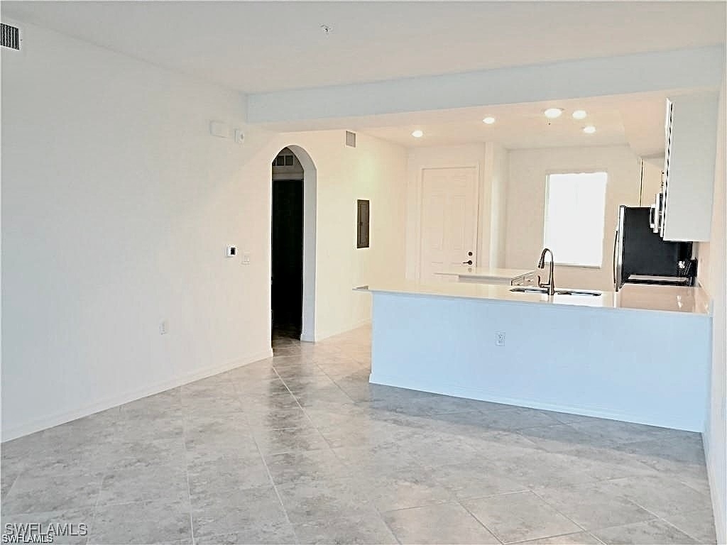 43060 Greenway Boulevard - Photo 4