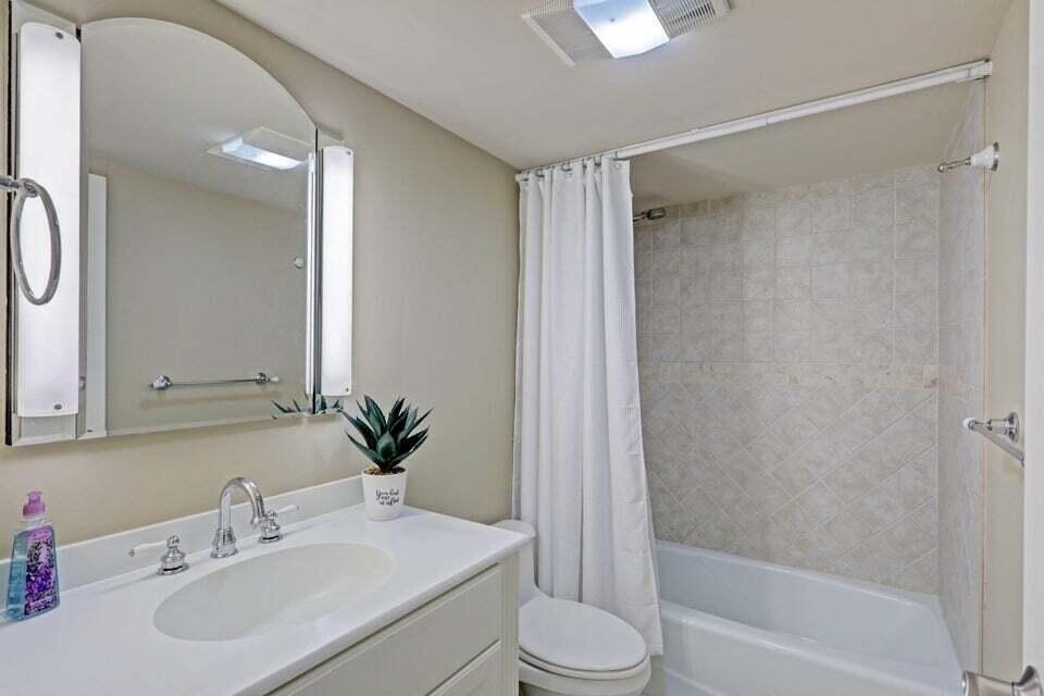 5380 N Ocean Drive - Photo 26