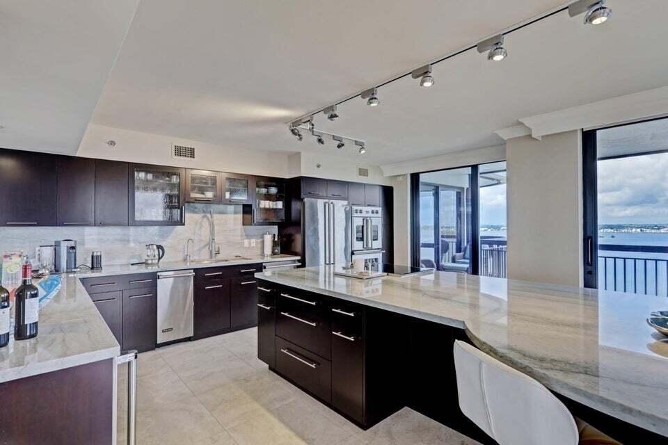 5380 N Ocean Drive - Photo 12