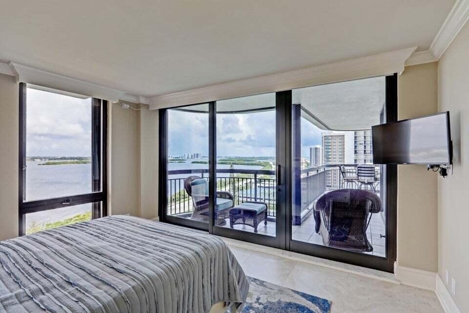 5380 N Ocean Drive - Photo 23