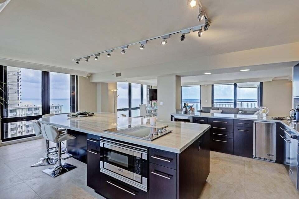 5380 N Ocean Drive - Photo 9