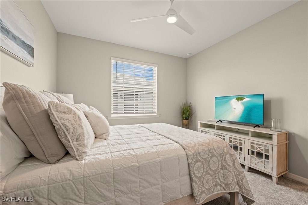11821 Venetian Lagoon Drive - Photo 18