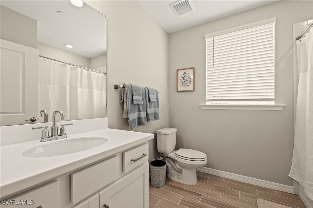 11821 Venetian Lagoon Drive - Photo 16