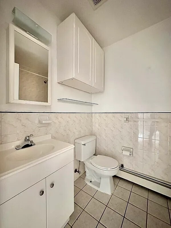 31-12 43rd Street - Photo 6