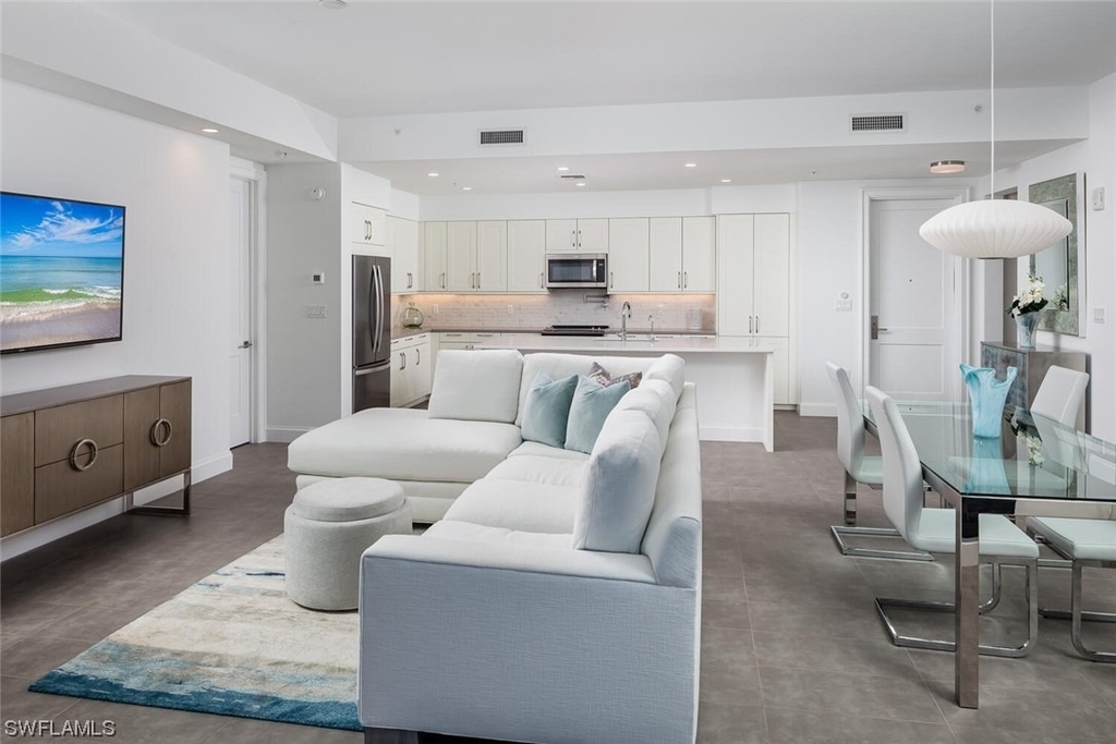 1111 Central Avenue - Photo 4