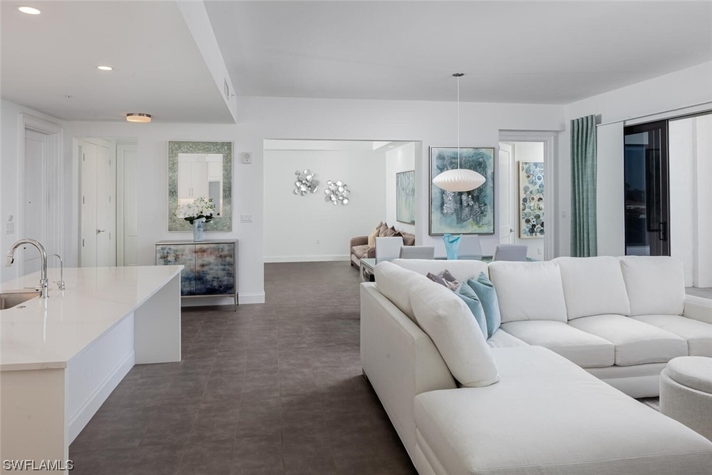 1111 Central Avenue - Photo 3