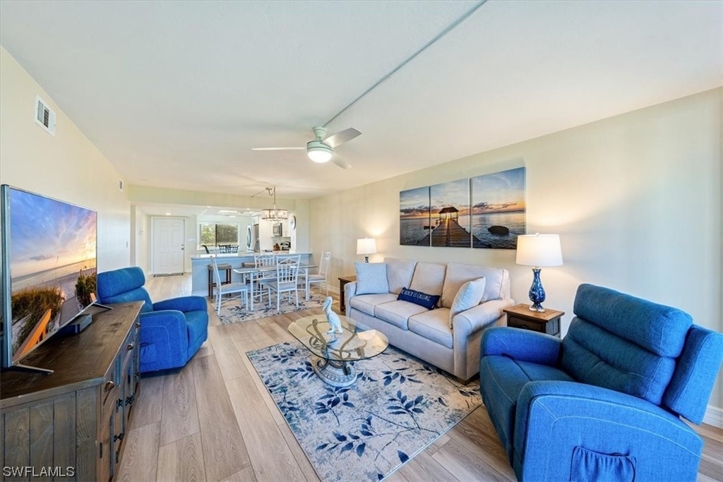 15161 Cedarwood Lane - Photo 4
