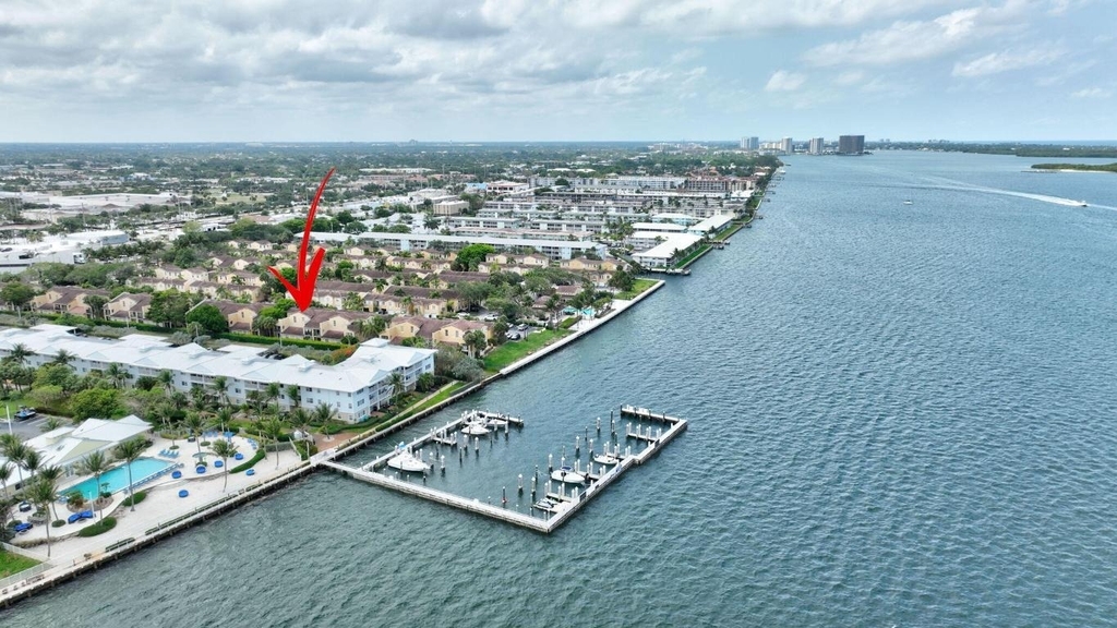 1050 Lake Shore Drive - Photo 45