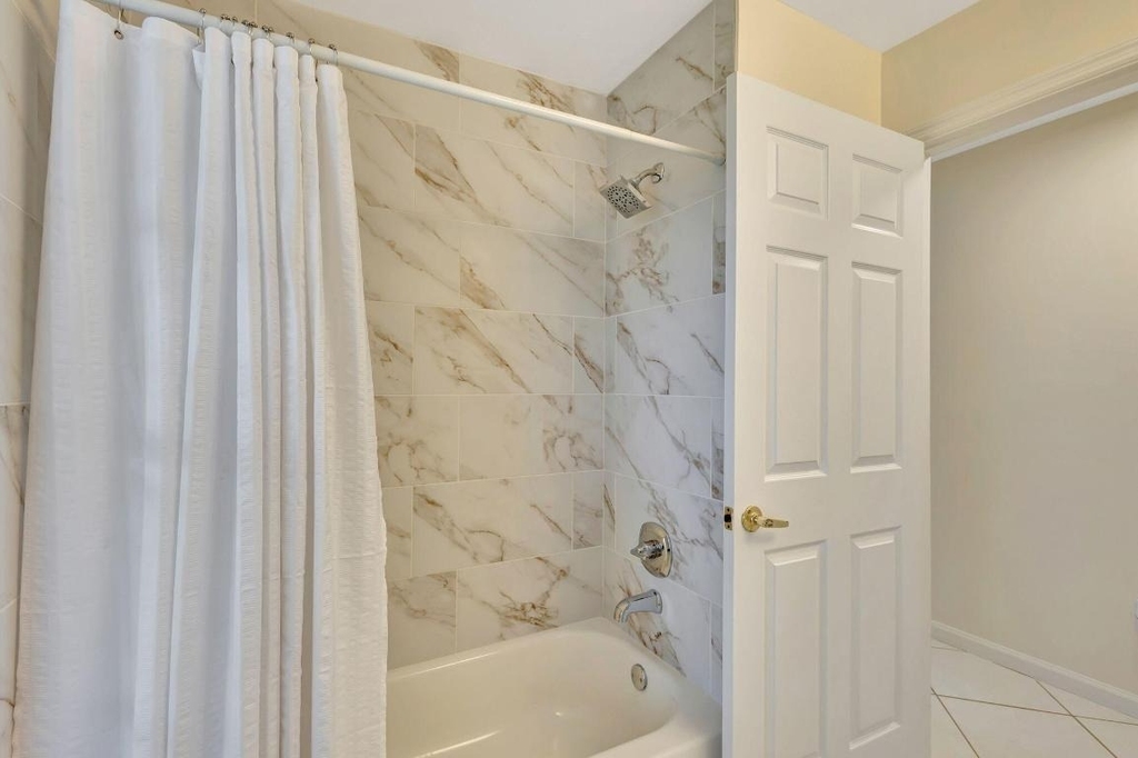 13796 Yarmouth Drive - Photo 6