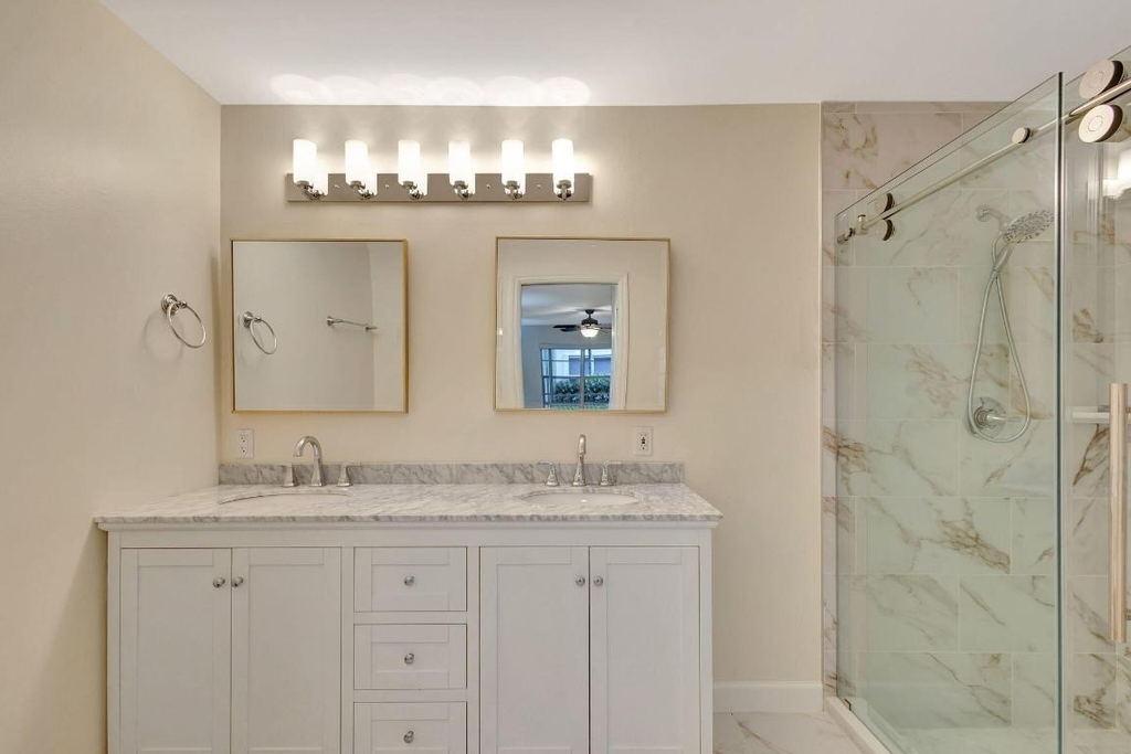 13796 Yarmouth Drive - Photo 3