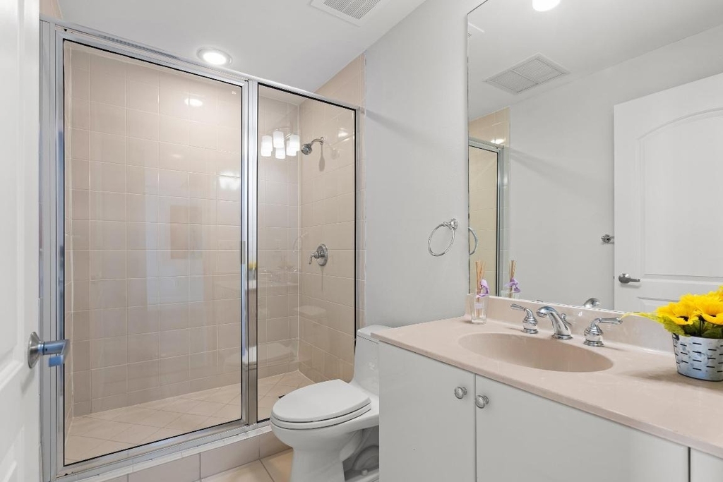 801 S Olive Avenue - Photo 15