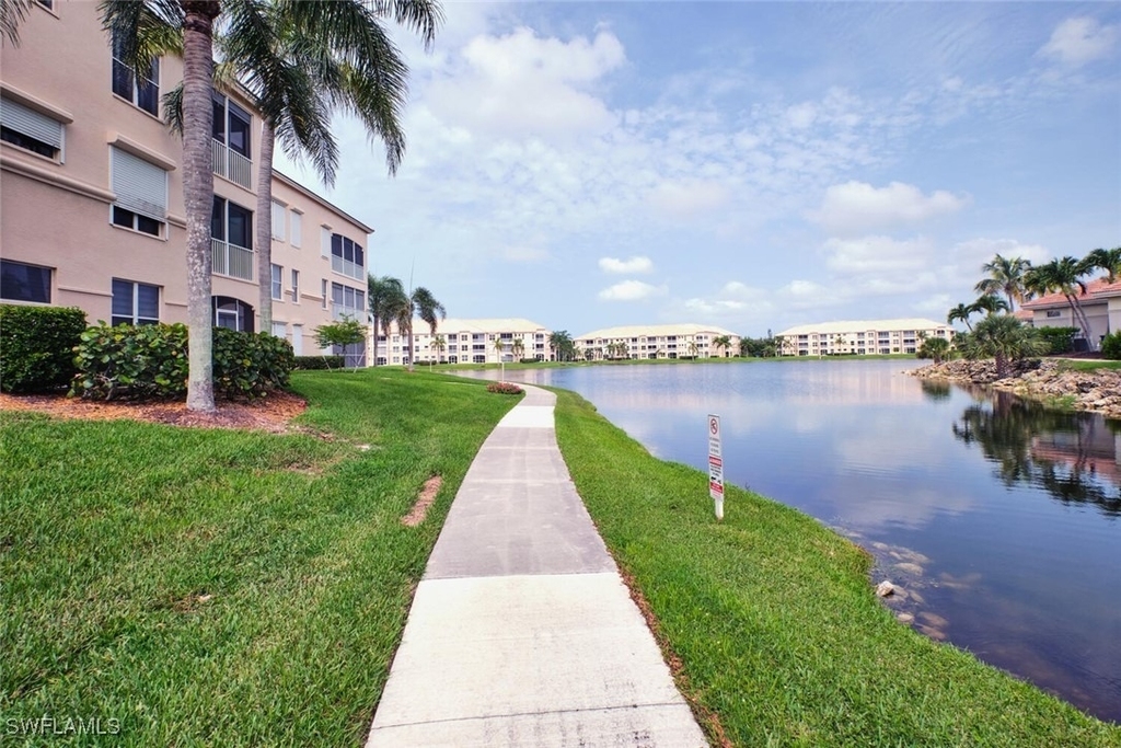 9100 Southmont Cove - Photo 14