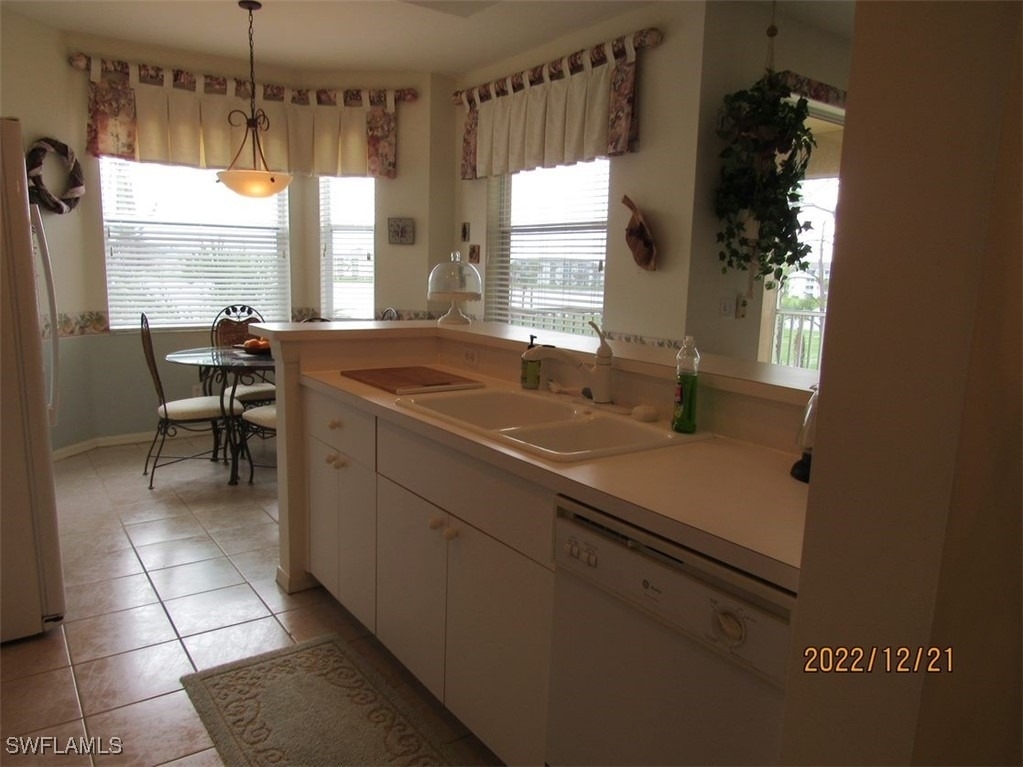 8076 Queen Palm Lane - Photo 4