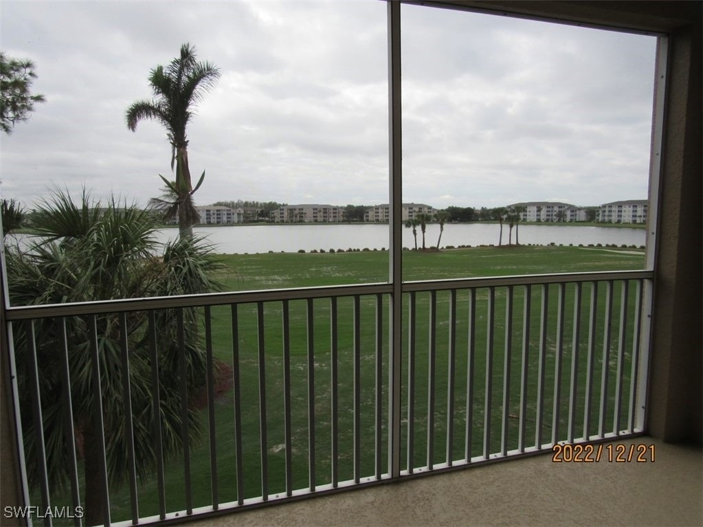 8076 Queen Palm Lane - Photo 14
