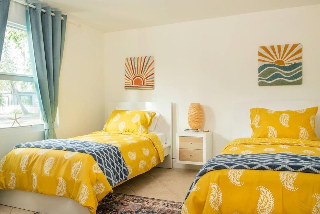 129 E Hart Street - Photo 11
