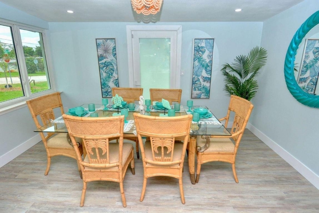 1315 Ne Flora Place - Photo 10