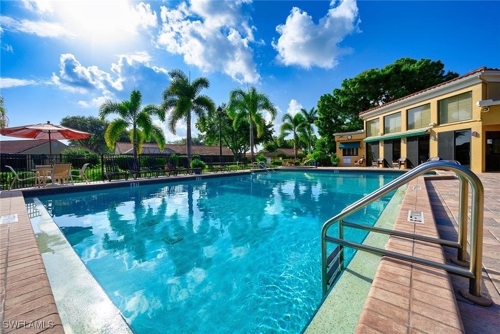 565 Beachwalk Circle - Photo 22