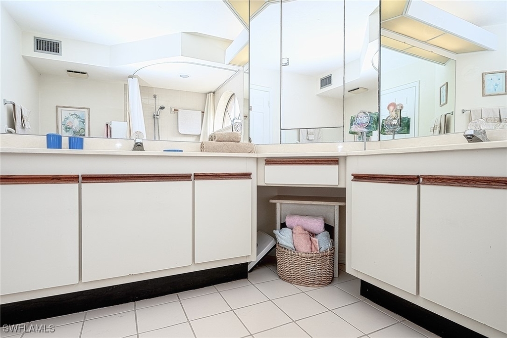 565 Beachwalk Circle - Photo 16