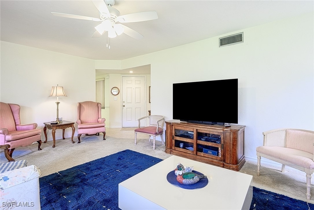 565 Beachwalk Circle - Photo 9