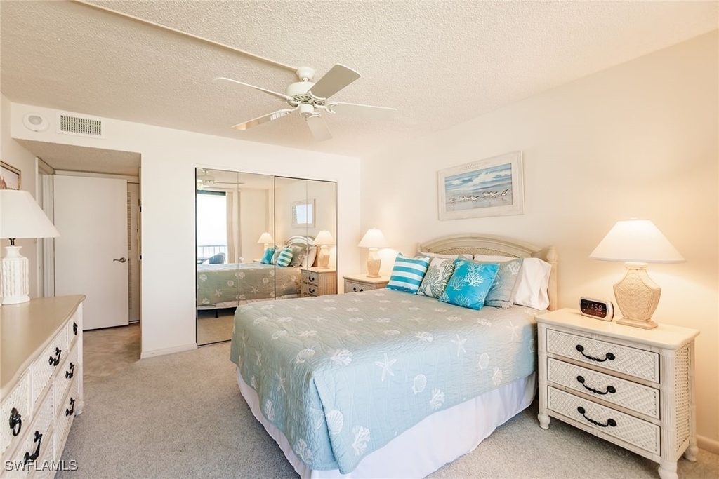 260 Seaview Court - Photo 16