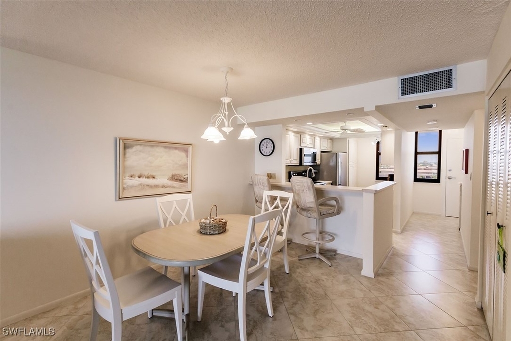 260 Seaview Court - Photo 6