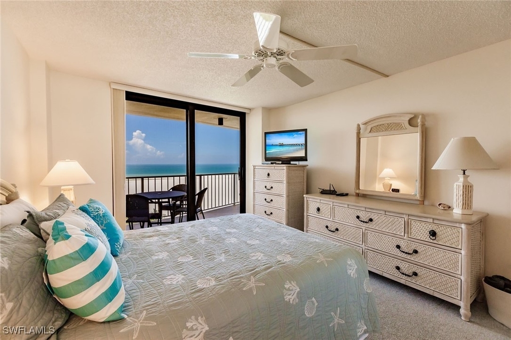 260 Seaview Court - Photo 15