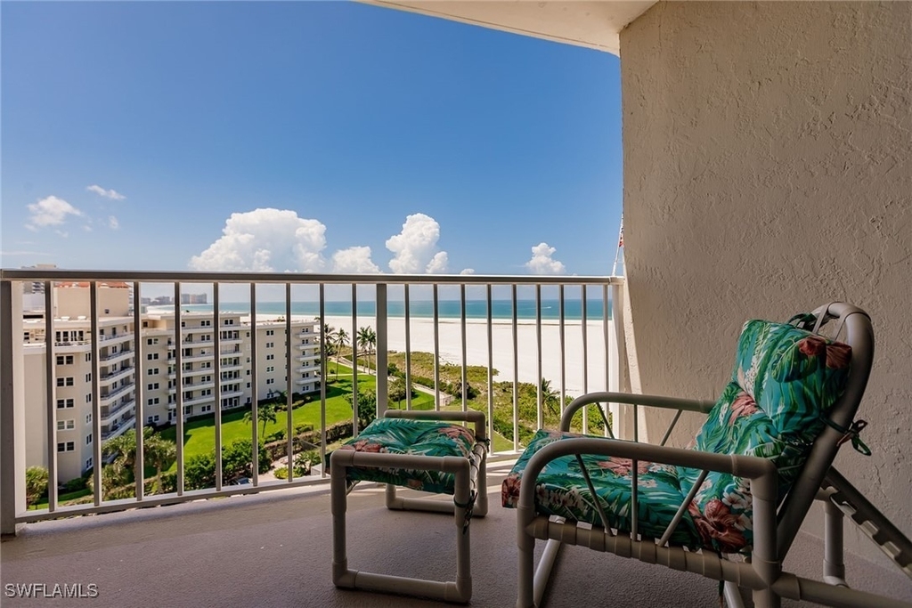 260 Seaview Court - Photo 22