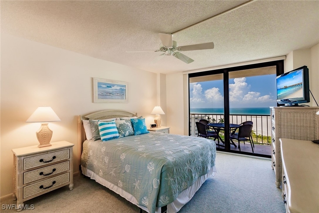 260 Seaview Court - Photo 14