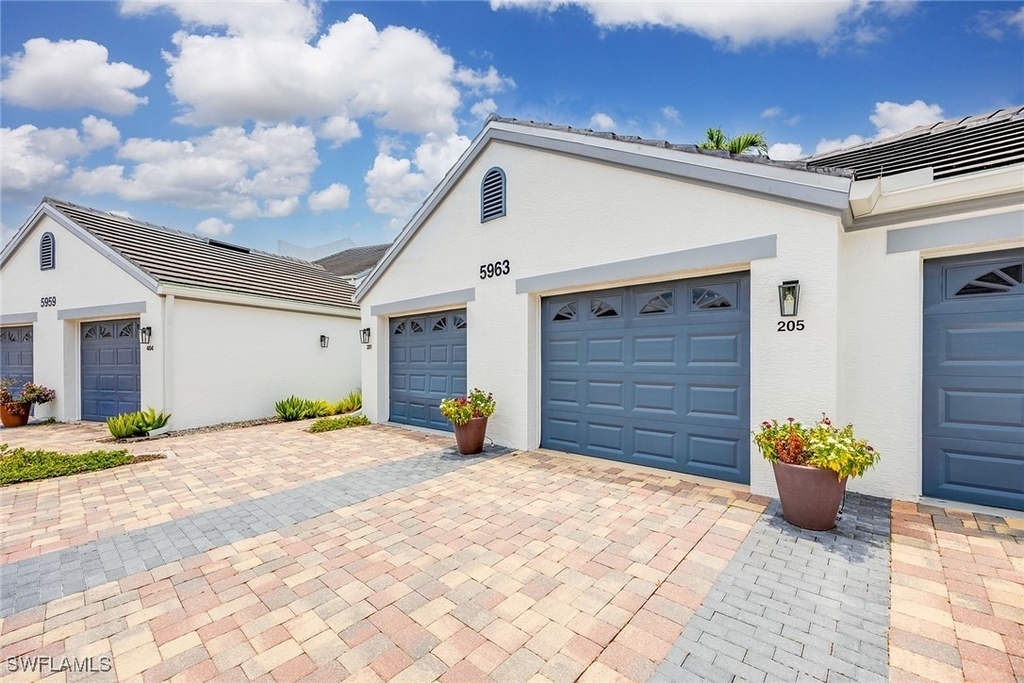 5963 Sand Wedge Lane - Photo 3